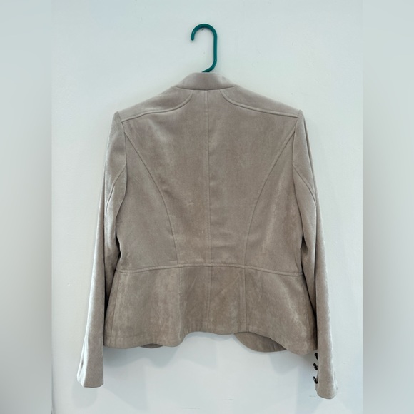 Kate Rosy Blazer Beige Ruffles Size Medium - Picture 2 of 4